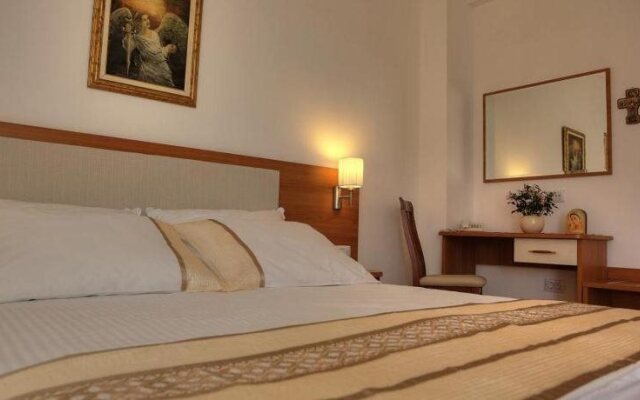 Hotel Leonardo