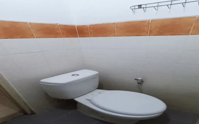 OYO 91341 D'phoenix Anggrek Syariah Residence