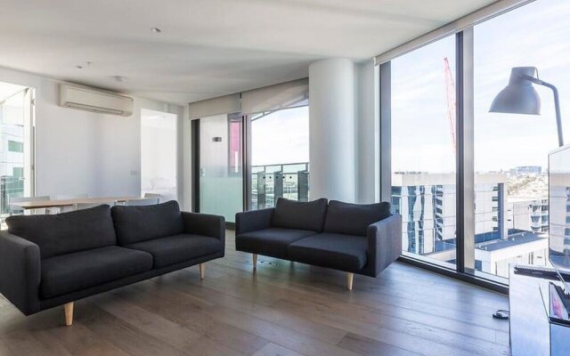 Docklands Waterfront 1006PR 2 Bed Free Wifi