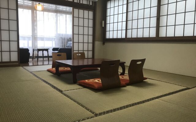 Guest House Sunline Beppu - Hostel