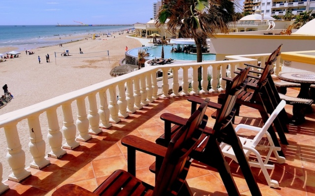 Villa 4 - 3 Br Villa