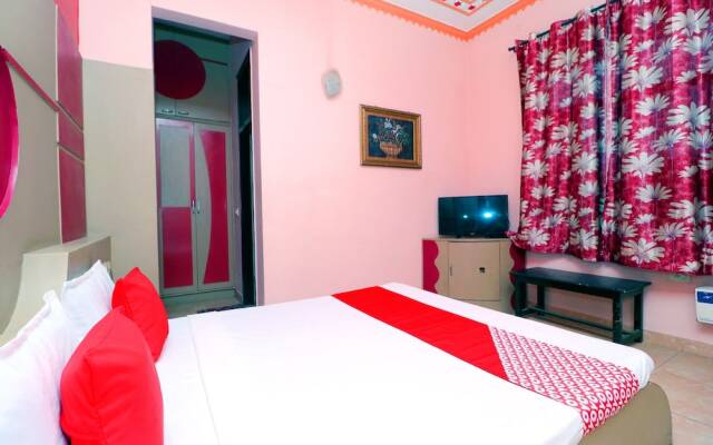 "Shahi Mahal By Oyo Rooms"