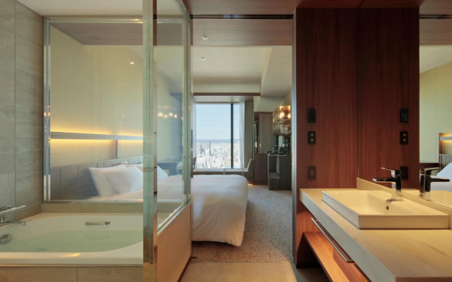 Candeo Hotels Osaka The Tower - Image 3