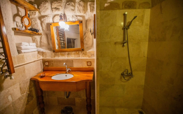 Koza Cave Hotel