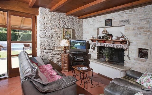 Istrian Villa Fendi Rebici