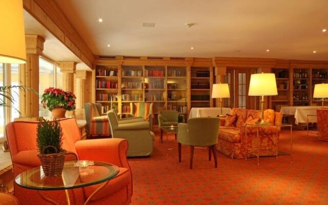 Quadratscha Hotel