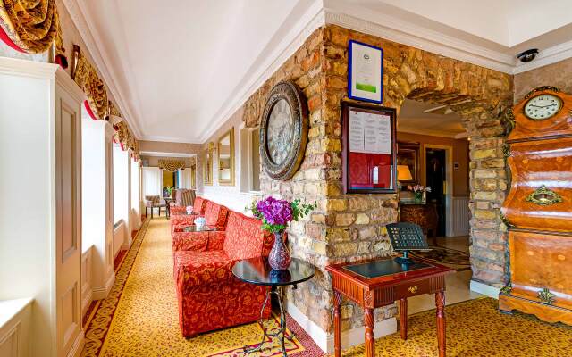 Bellbridge House Hotel