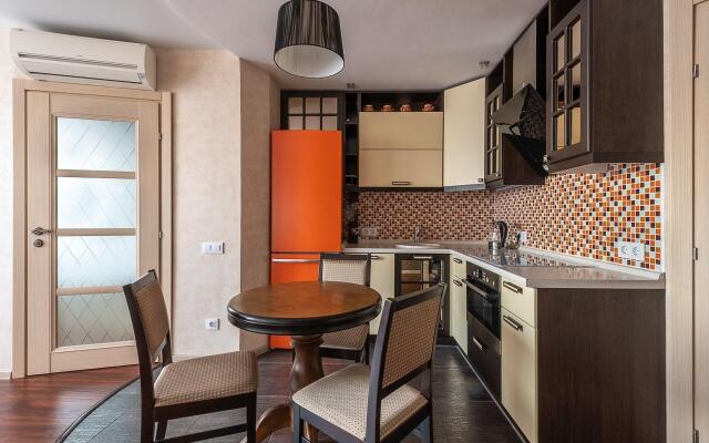 Сон и душ на Учителей