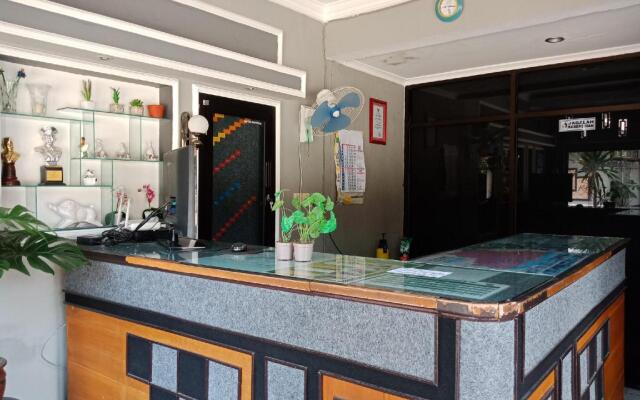 OYO 3915 Hotel Remaja Pacitan