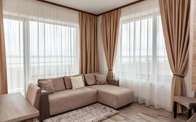 Summerland Sea View Apartment