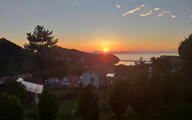 Namhea German Village Beethoven House