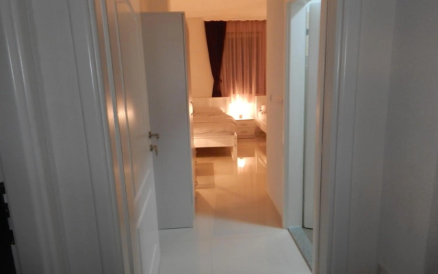 Apartments S&S