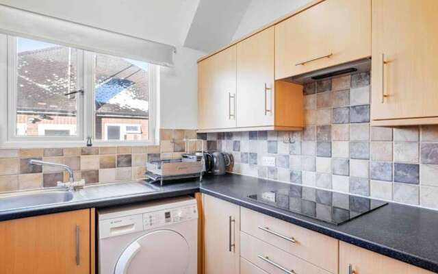 Duplex 3 Bedroom Flat Golders Green Central London