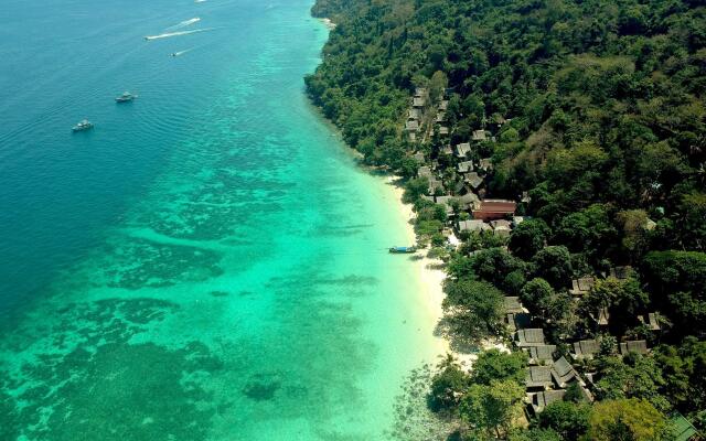 Phi Phi Relax Beach Resort