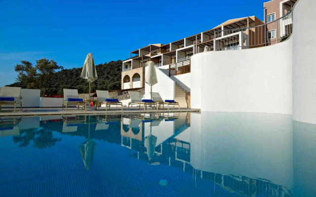 Filion Suites Resort & Spa