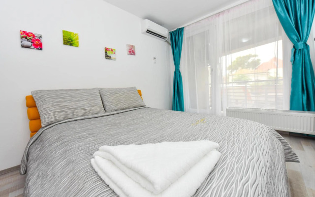 Bucharest Central Apartments - Shabbat Friendly