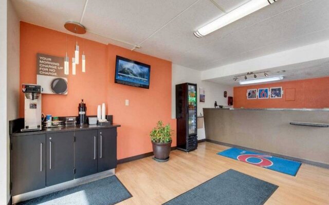 Motel 6 Kingston TN