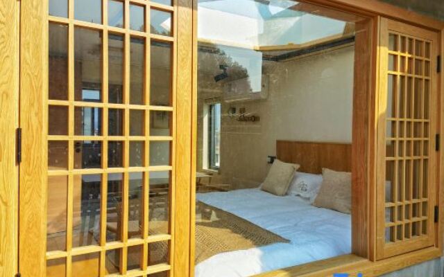 Wuyuan Road hidden on the starry sky design beautiful stay