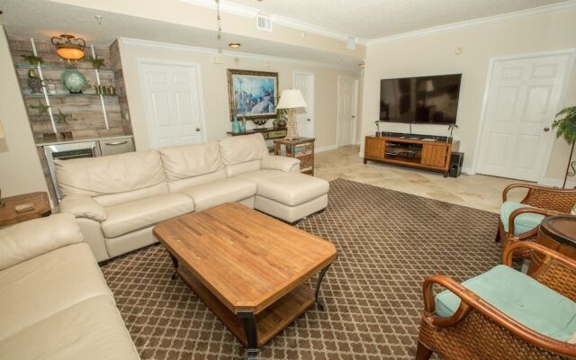 Oceania 407 3 Bedroom Condo by RedAwning