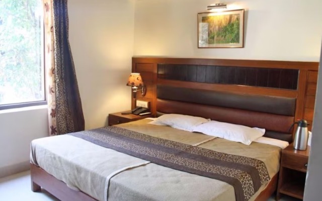 Mount N Mist Hotel