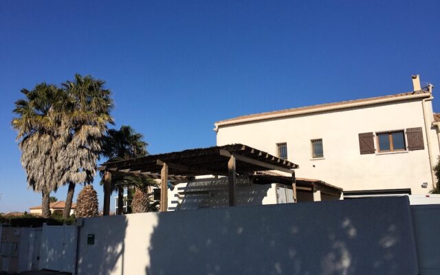 House With 4 Bedrooms in Agde, With Enclosed Garden and Wifi - 3 km Fr