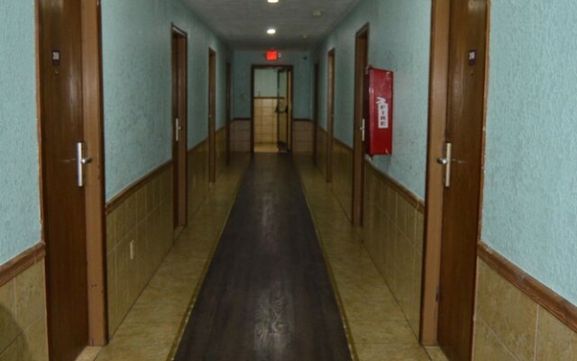 Budget Inn of Claypool Hill