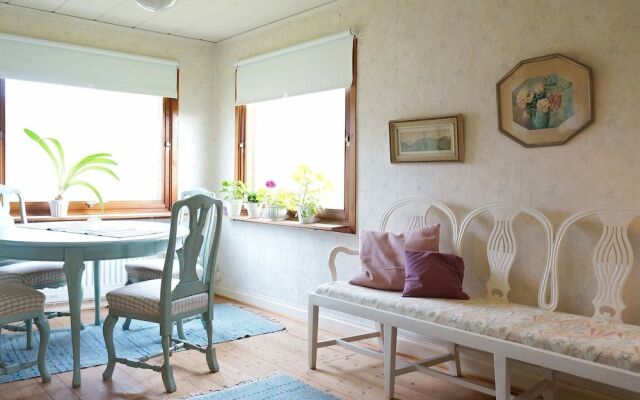 4 Person Holiday Home in Hamburgsund