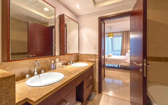 Spectacular Burj Khalifa View | 2BR | 29 Boulevard
