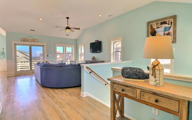 4057 - Fairways & Seaspray