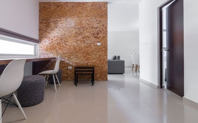 Sabbia 4104 - 3 Bedrooms ALL IN Suite Condo