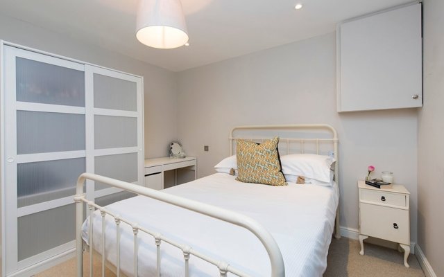 Stylish 3BR by Clapham Common