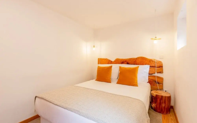 2 Bedroom Apartment in Oporto