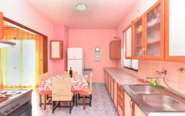 Apartment 1956