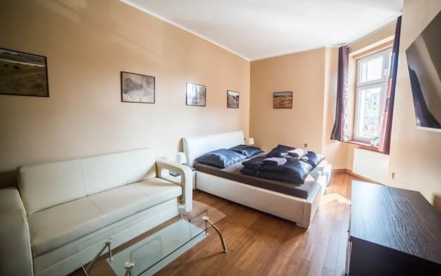 SG Apartments