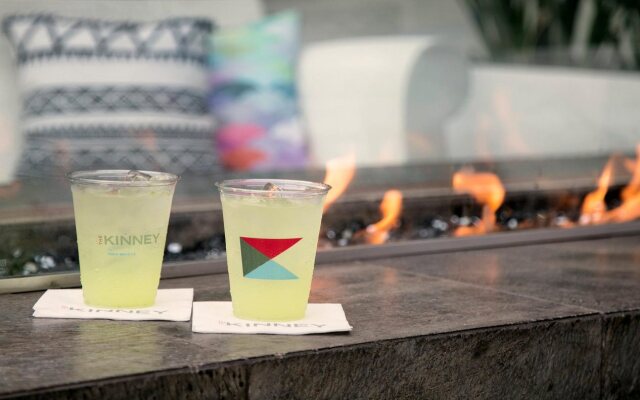 The Kinney - Venice Beach