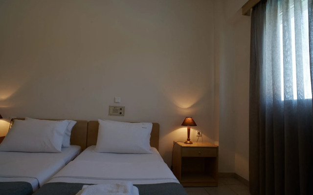 Veronica Hotel