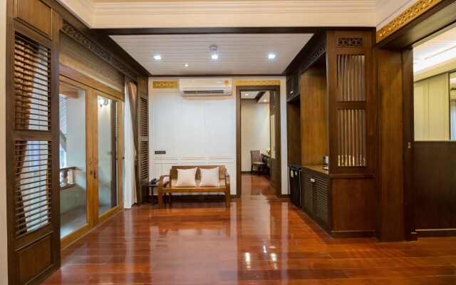 Floral Hotel Thapae Gate Chiangmai