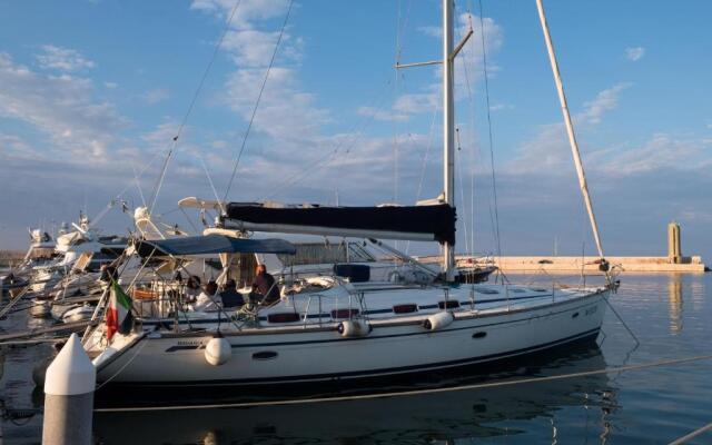 "ODISSEA" una barca per sognare