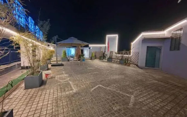 Sherdon Hotel (Jinyunding Lake)