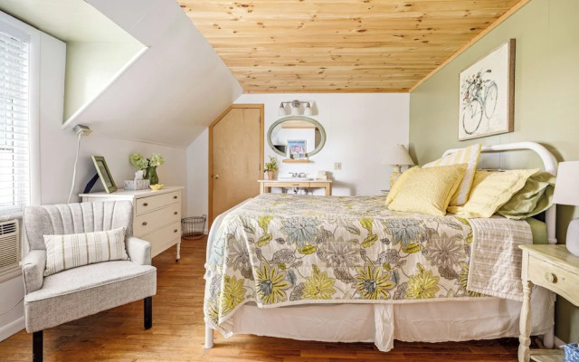 The Cottonwood Inn B&B