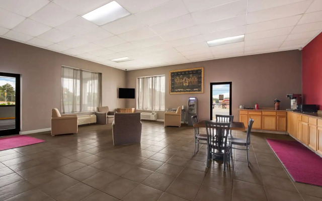 Suburban Studios Cleveland Central