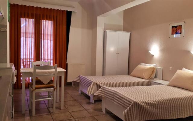 Ikos Studios And Apartments