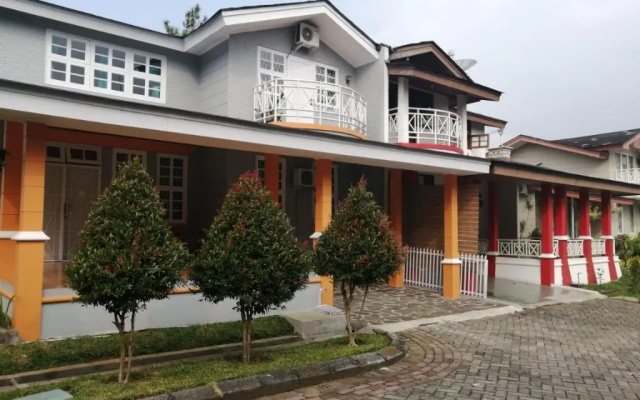 Oyo 3828 Villa Kota Bunga Blok Q