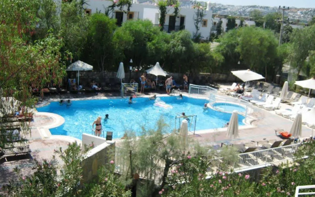 Tenda Hotel