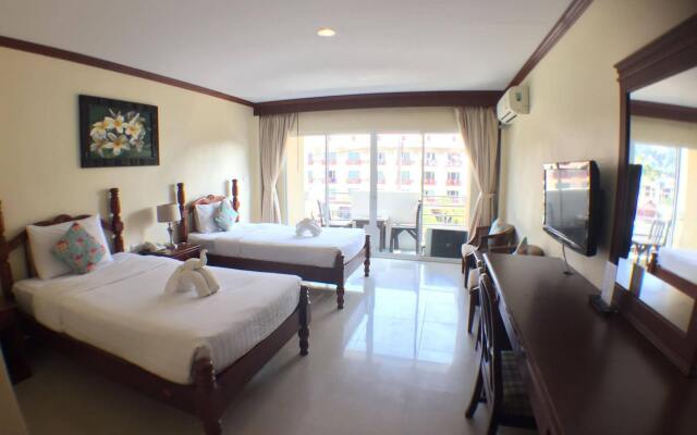 Pranang Flora House