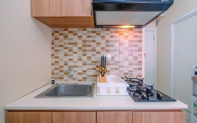 Trendy Connecting Mall 2BR Green Pramuka Apartment