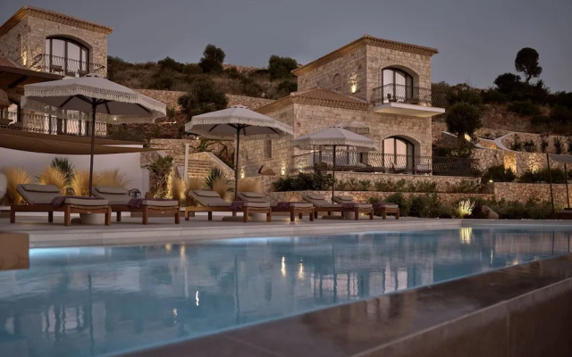 Rebek Luxury Villas & Suites