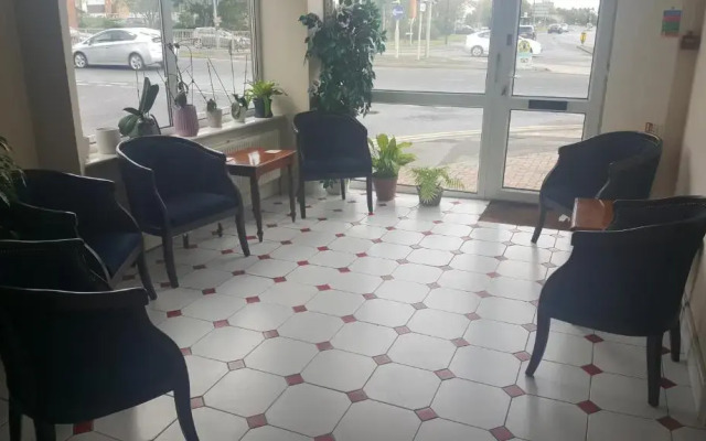 Airport Guest House