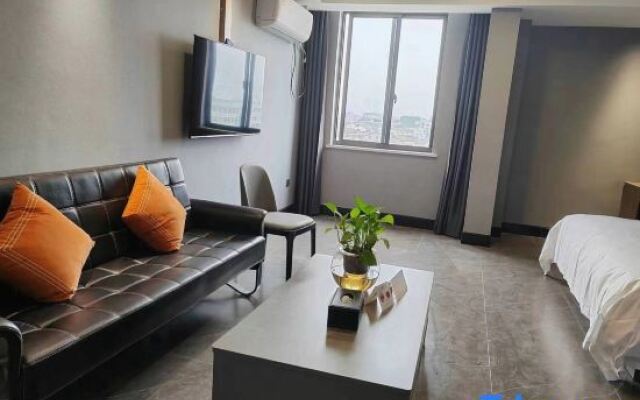 Yunshang Light Luxury Hotel (Taizhou Huangyan Branch)