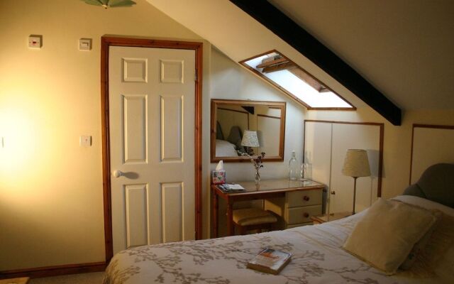 Cadleigh Manor B&B